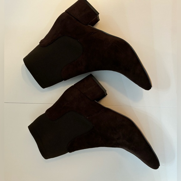 Cushionaire Women Brown Romi Block Heel Slip-On Ankle Boots Size 8 Fall Winter - Picture 7 of 15